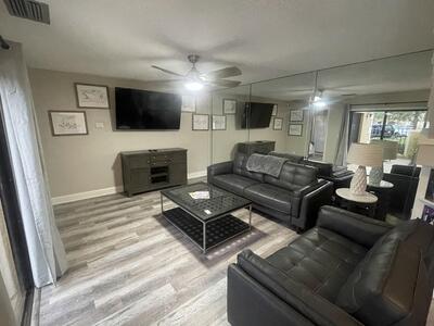 363 Prestwick Circle