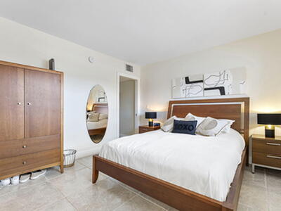 2871 N Ocean Boulevard, Boca Raton, FL 33431