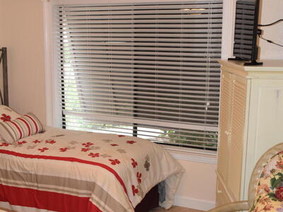 11 Ironwood Way N, Palm Beach Gardens, FL 33418