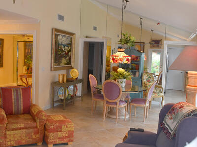 11 Ironwood Way N, Palm Beach Gardens, FL 33418