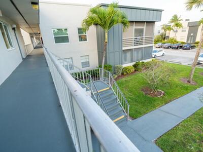 313 Burgundy, Delray Beach, FL 33484