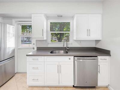 3801 NE 22nd Terrace, Lighthouse Point, FL 33064