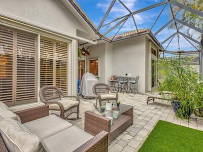 10732 Grande Boulevard, West Palm Beach, FL 33412