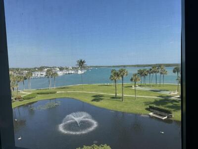 200 Intracoastal Place