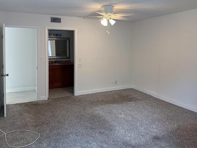 6935 Huntington Lane, Delray Beach, FL 33446