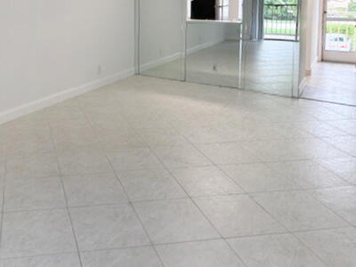 6935 Huntington Lane, Delray Beach, FL 33446