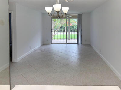 6935 Huntington Lane, Delray Beach, FL 33446