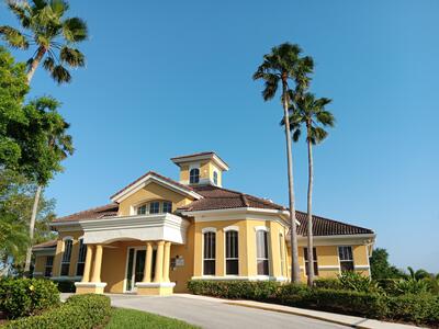 5050 Fairways Circle, Vero Beach, FL 32967
