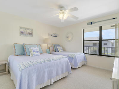 304 Clubhouse Circle, Jupiter, FL 33477