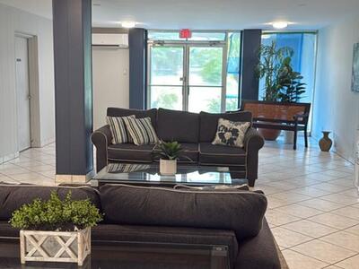 5301 NW 2nd Avenue, Boca Raton, FL 33487