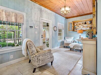 521 N Swinton Avenue, Delray Beach, FL 33444