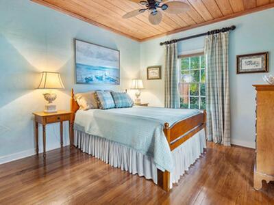 521 N Swinton Avenue, Delray Beach, FL 33444