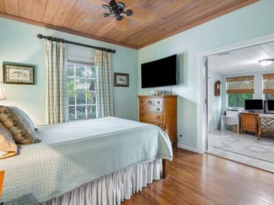521 N Swinton Avenue, Delray Beach, FL 33444