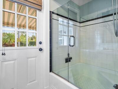 521 N Swinton Avenue, Delray Beach, FL 33444