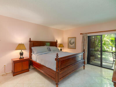 13334 Polo Club Road, Wellington, FL 33414