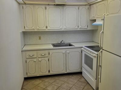 234 Sheffield J, West Palm Beach, FL 33417