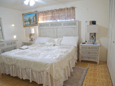 2833 Crosley Drive W, West Palm Beach, FL 33415