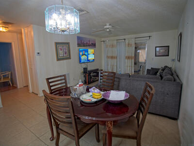 2833 Crosley Drive W, West Palm Beach, FL 33415