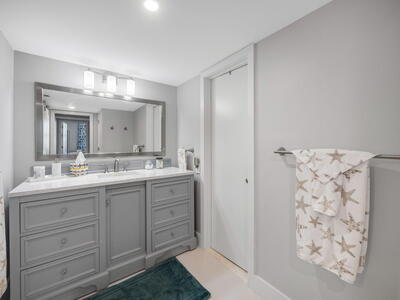 3400 N Ocean Drive, 1601, Singer Island, FL 33404