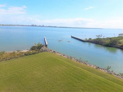 4 Harbour Isle Drive E, Fort Pierce, FL 34949