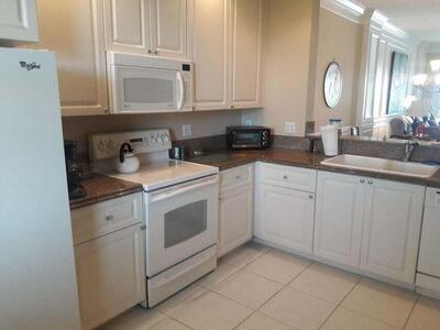 4 Harbour Isle Drive E, Fort Pierce, FL 34949