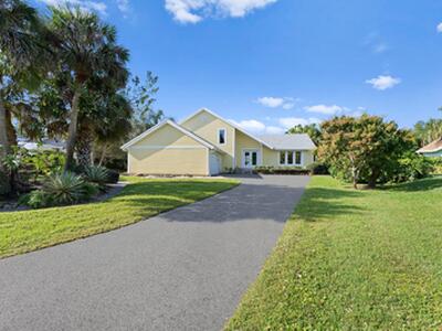 2626 SE Erickson Drive, Port Saint Lucie, FL 34984