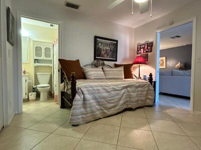 5800 Fernley Drive W, West Palm Beach, FL 33415
