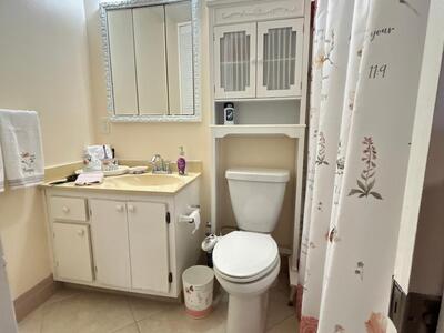 5800 Fernley Drive W, West Palm Beach, FL 33415