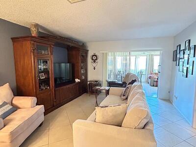 5800 Fernley Drive W, West Palm Beach, FL 33415
