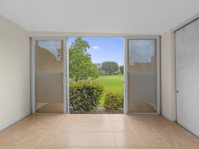 300 NE 26th Avenue, Boynton Beach, FL 33435