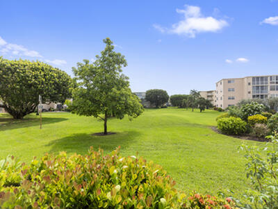 300 NE 26th Avenue, Boynton Beach, FL 33435