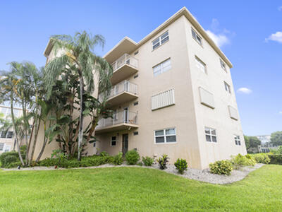 300 NE 26th Avenue, Boynton Beach, FL 33435