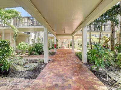 830 Greensward Court, Delray Beach, FL 33445