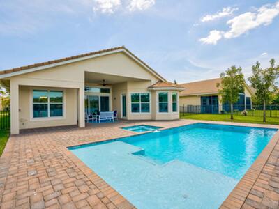 518 Carrara Court, Jupiter, FL 33478
