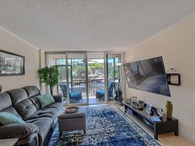 3 Royal Palm Way, Boca Raton, FL 33432