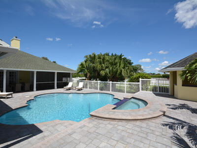 14466 Laurel Trail, Wellington, FL 33414