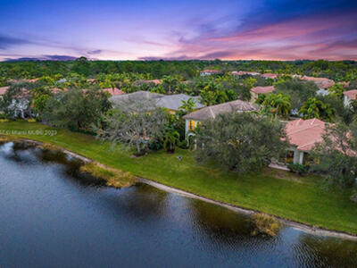 834 Madison Court, Palm Beach Gardens, FL 33410