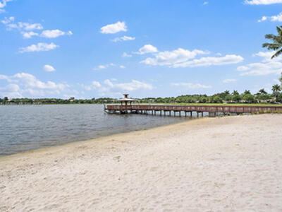 834 Madison Court, Palm Beach Gardens, FL 33410