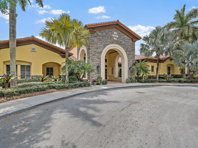 834 Madison Court, Palm Beach Gardens, FL 33410