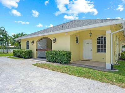 14466 Laurel Trail, Wellington, FL 33414
