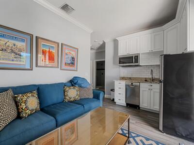14466 Laurel Trail, Wellington, FL 33414