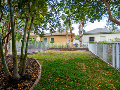 5661 NW 125th Avenue, Parkland, FL 33076