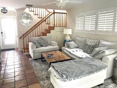 33 East Road, Delray Beach, FL 33483