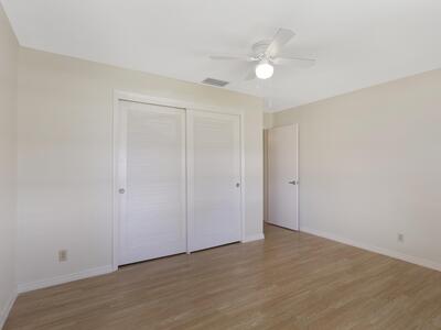 127 E Leisureville Boulevard, Boynton Beach, FL 33426