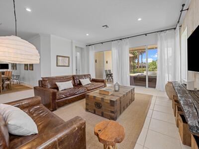 2911 Twin Oaks Way, Wellington, FL 33414
