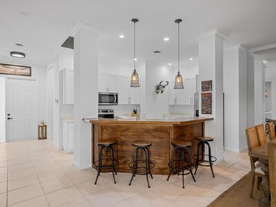 2911 Twin Oaks Way, Wellington, FL 33414