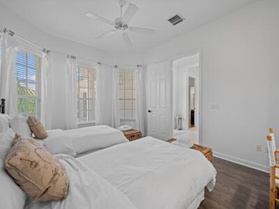 2911 Twin Oaks Way, Wellington, FL 33414