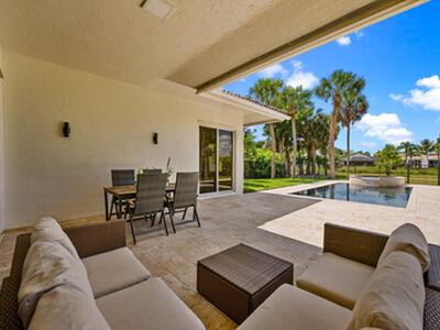 2911 Twin Oaks Way, Wellington, FL 33414