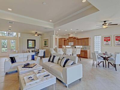 10655 La Strada, West Palm Beach, FL 33401