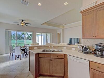 10655 La Strada, West Palm Beach, FL 33401